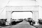 View: c00407 Widnes: Arch in Norlands Lane	