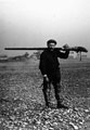 View: c01174 Heswall: Tom Evans with the Punt Gun 	