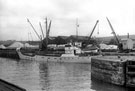 View: c02891 Runcorn: Tidal Dock Entrance 	